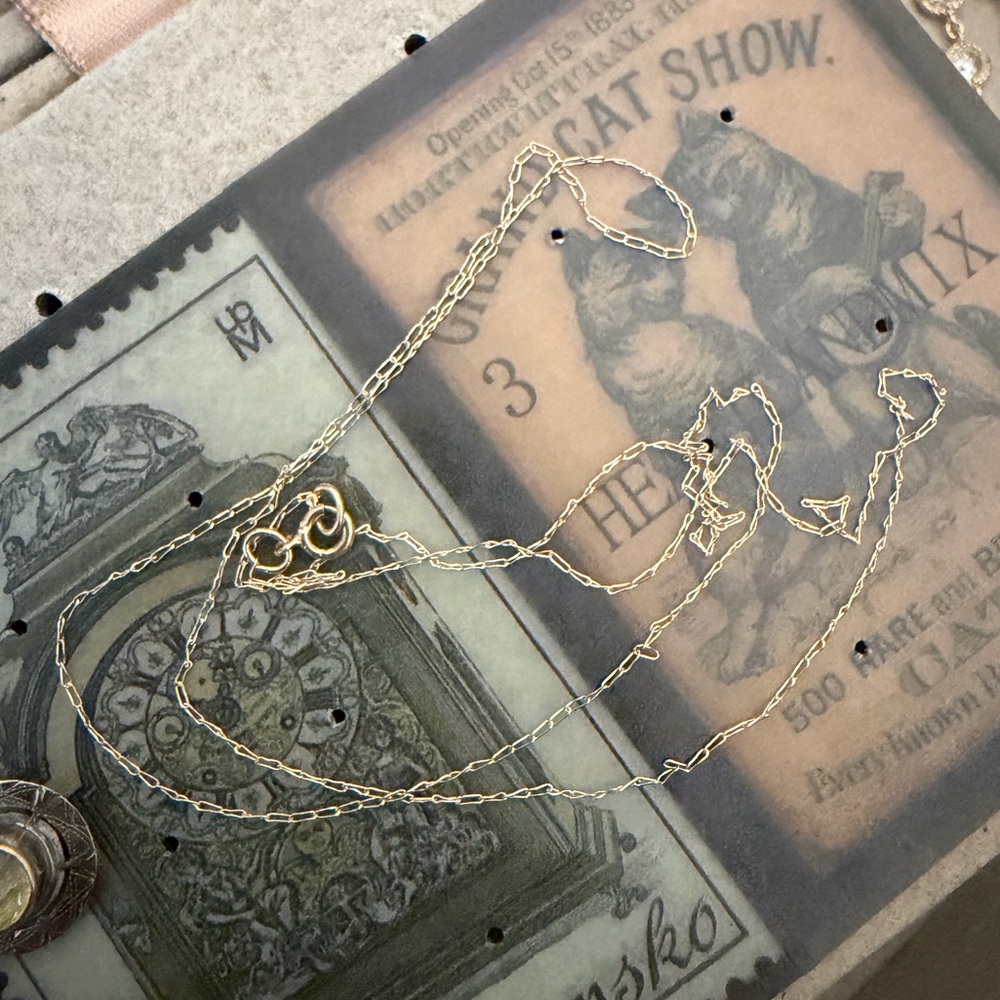 14kt Solid Yellow Gold Dainty Basic Chain Necklace - image 1